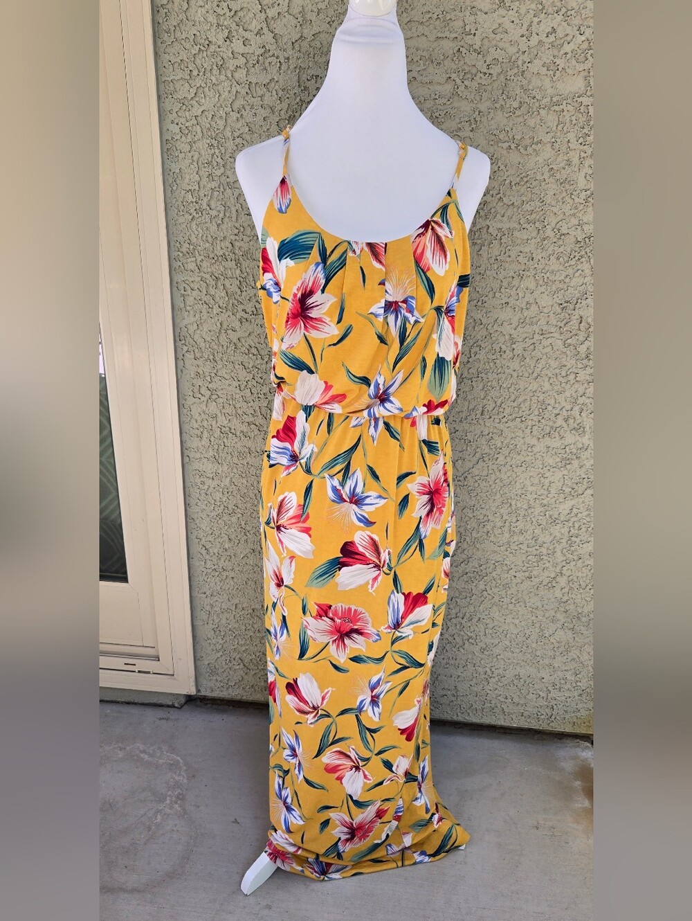Love Ryan Yellow Floral Maxi Dress with Spaghetti Straps
